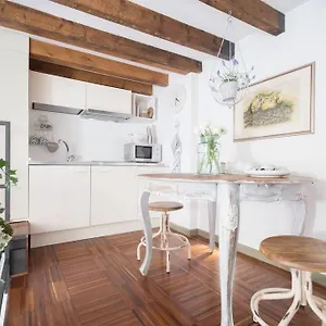 Apartamento Romantic Loft Porta Venezia, Milán